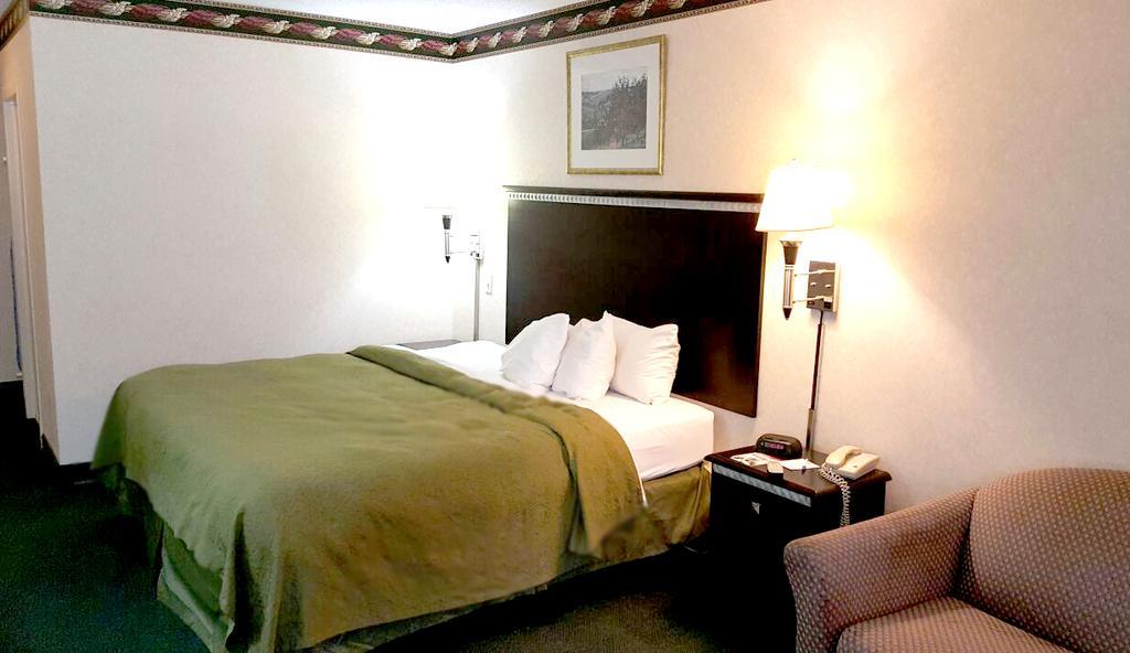 Red Carpet Inn & Suites Carneys Point/Wilmington Zewnętrze zdjęcie